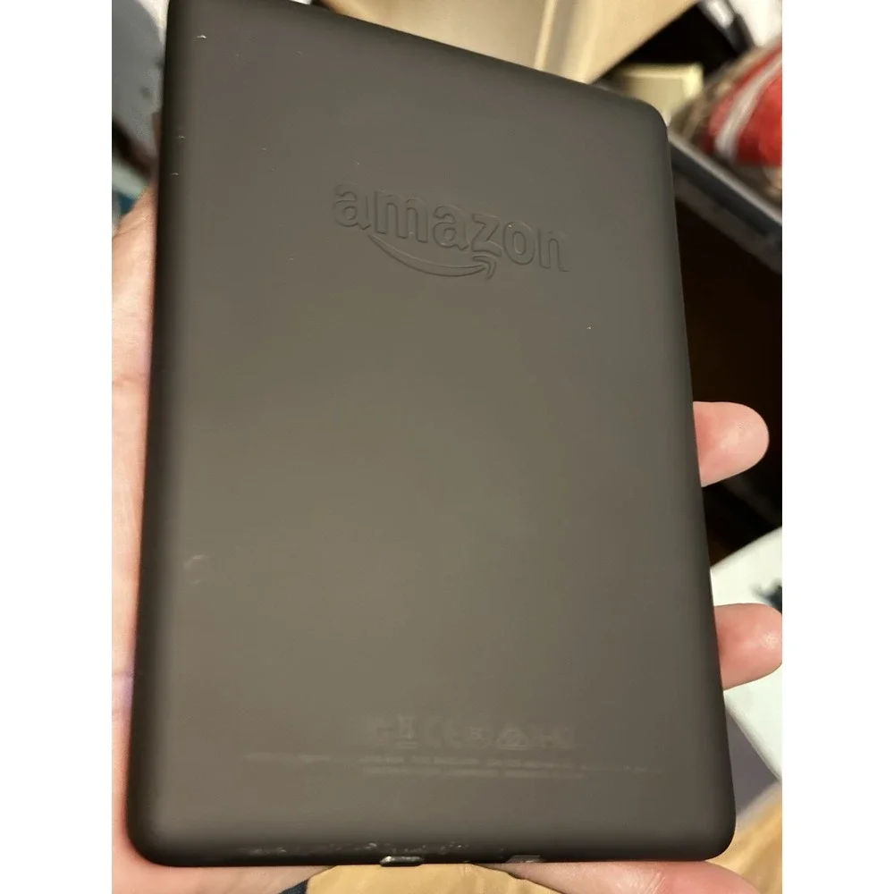 Amazon Kindle PQ94WIF Paperwhite 10th Generation 8GB eReader Tablet
